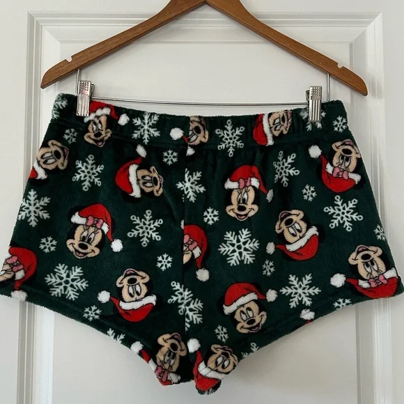 ⭐️NWT!⭐️ Disney Mickey Mouse Fuzzy Sleep Shorts Sz L w MEASUREMENTS Xmas Theme - Picture 6 of 8